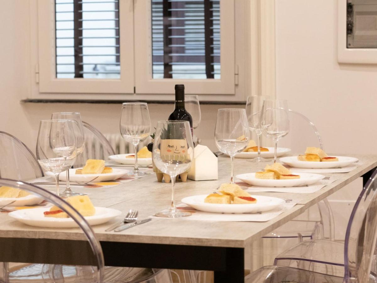The Best Rent - Elegant Five-Bedrooms Apartment Near Colosseo Rom Exteriör bild